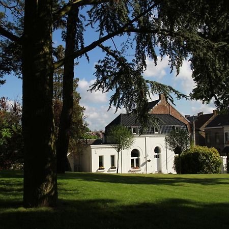 Gite De La Conciergerie Du Cheval Blanc Luttre ภายนอก รูปภาพ