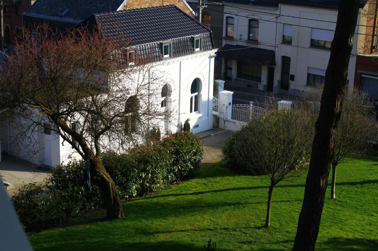 Gite De La Conciergerie Du Cheval Blanc Luttre ภายนอก รูปภาพ